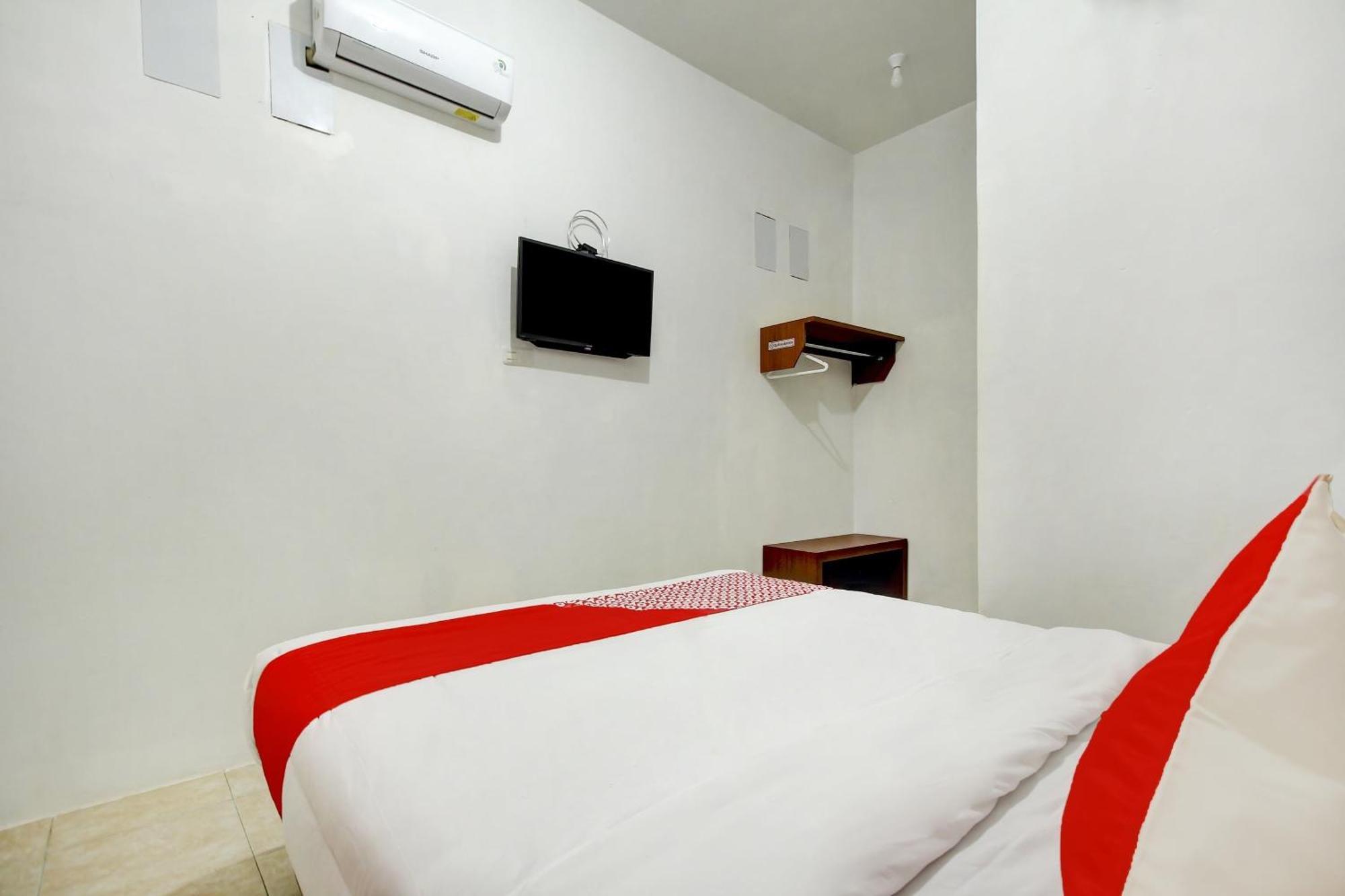 Oyo Life 3415 Penginapan Wimane Palembang Exterior foto
